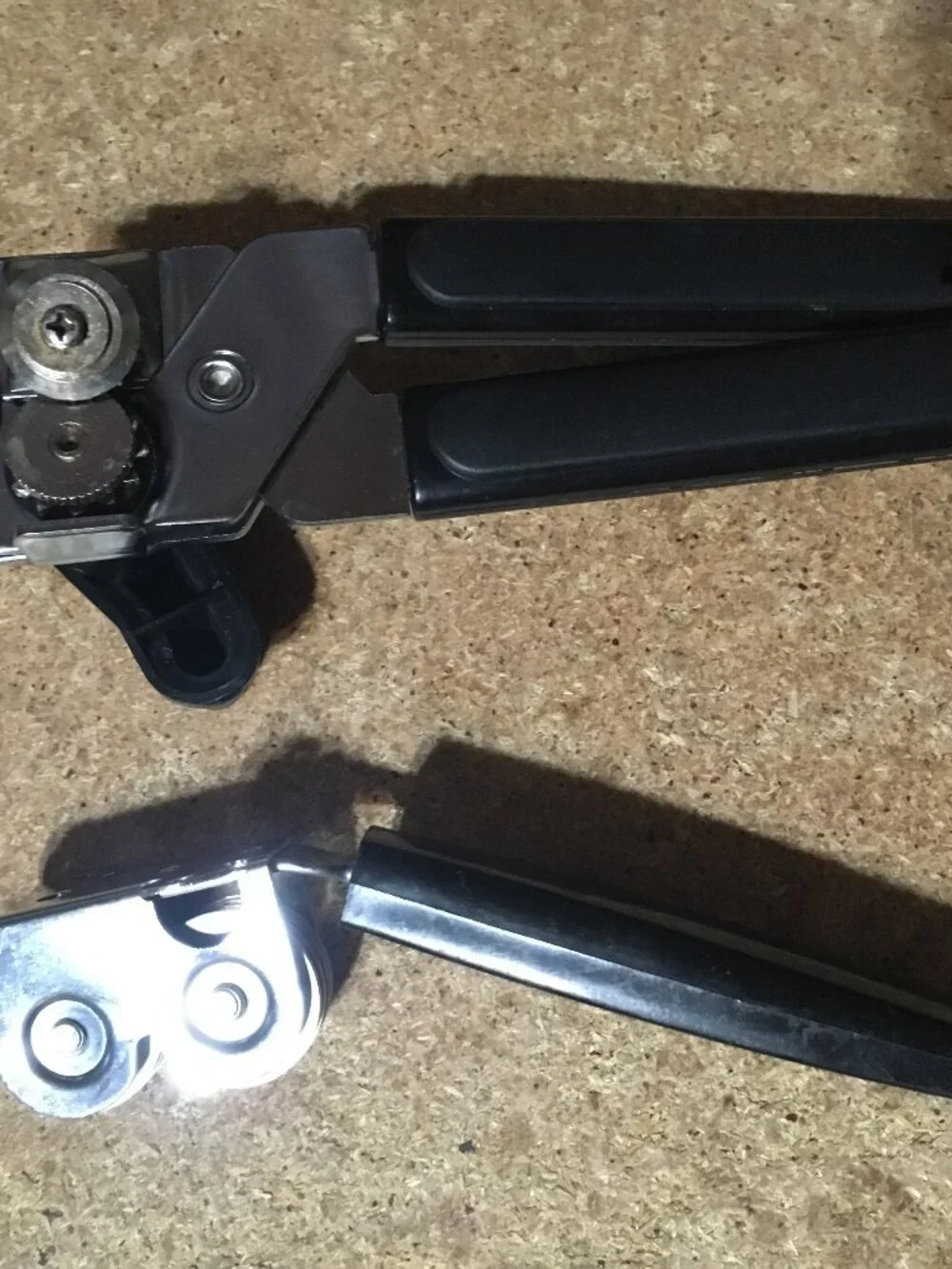 ECKO KNIFE SHARPENER PULL THROUGH & GOOD COOK CAN OPENER MANUAL BLACK HANDLE